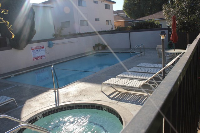 2120 Dufour Avenue, Redondo Beach, California 90278, 2 Bedrooms Bedrooms, ,1 BathroomBathrooms,Residential,Sold,Dufour,SB17275340