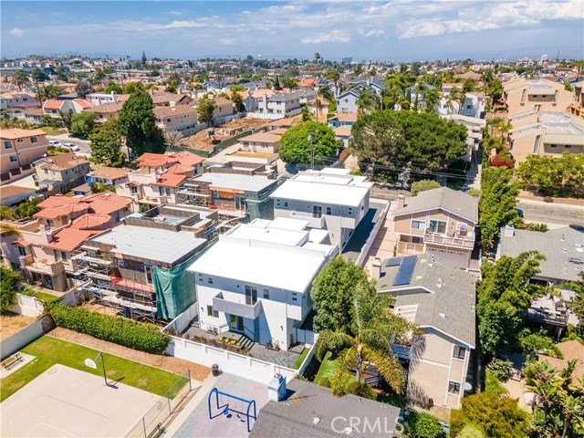 1914 Marshallfield Lane, Redondo Beach, California 90278, 4 Bedrooms Bedrooms, ,3 BathroomsBathrooms,Residential,Sold,Marshallfield,SB20122923