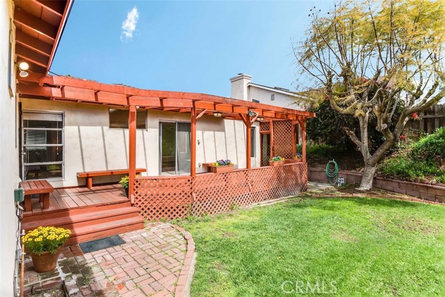 2214 Fisher Court, Redondo Beach, California 90278, 3 Bedrooms Bedrooms, ,2 BathroomsBathrooms,Residential,Sold,Fisher,SB18039849