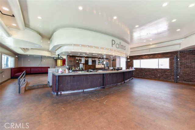Palm, ,Commercial Rent,For Sale,Palm,OC20154361