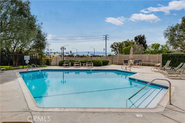 11 Seaview Drive South, Rolling Hills Estates, California 90274, 3 Bedrooms Bedrooms, ,3 BathroomsBathrooms,Residential,Sold,Seaview Drive South,PV19037214