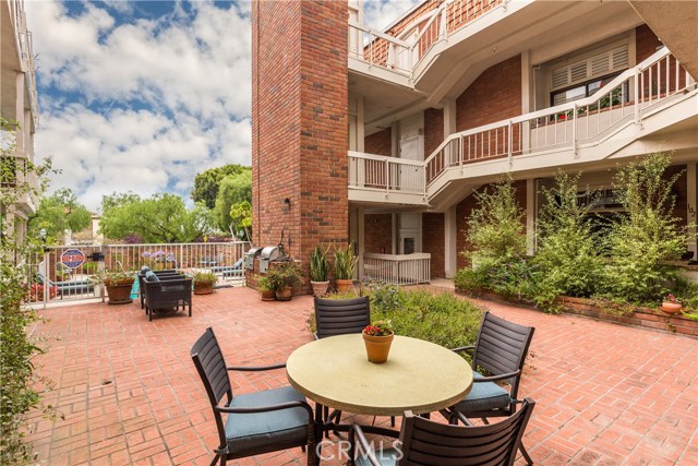 2306 Palos Verdes Drive, Palos Verdes Estates, California 90274, 1 Bedroom Bedrooms, ,1 BathroomBathrooms,Residential,Sold,Palos Verdes,SB17119905