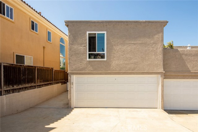 834 Lucia Avenue, Redondo Beach, California 90277, 3 Bedrooms Bedrooms, ,2 BathroomsBathrooms,Residential,Sold,Lucia,SB18180242