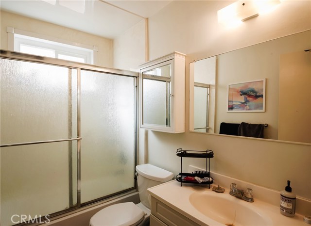 Lower unit 217 bathroom.