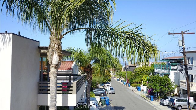 1022 17th Street, Hermosa Beach, California 90254, ,Residential Income,Sold,17th,SB20135816