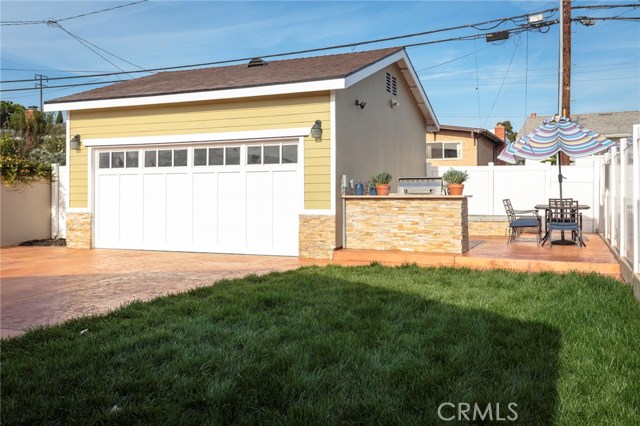 502 Paulina Avenue, Redondo Beach, California 90277, 3 Bedrooms Bedrooms, ,2 BathroomsBathrooms,Residential,Sold,Paulina,SB17257861