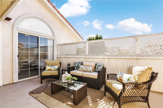 1602 Felton Lane, Redondo Beach, California 90278, 4 Bedrooms Bedrooms, ,2 BathroomsBathrooms,Residential,Sold,Felton,SB17222633