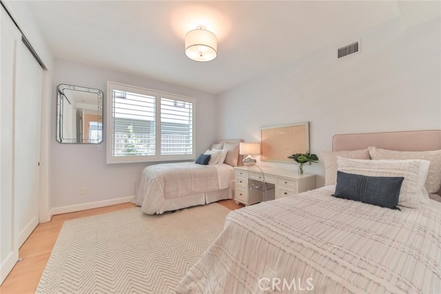 bedroom with closet