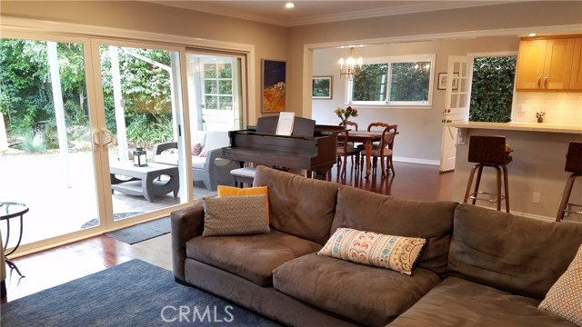 2920 Poinsettia Avenue, Manhattan Beach, California 90266, 3 Bedrooms Bedrooms, ,2 BathroomsBathrooms,Residential,Sold,Poinsettia,SB19012421