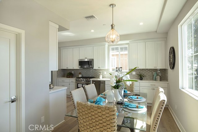 18510 Grevillea Avenue, Redondo Beach, California 90278, 3 Bedrooms Bedrooms, ,2 BathroomsBathrooms,Residential,Sold,Grevillea,SB19066725