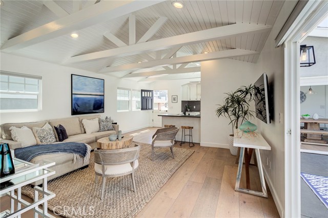 3528 Maple Avenue, Manhattan Beach, California 90266, 3 Bedrooms Bedrooms, ,2 BathroomsBathrooms,Residential,Sold,Maple,SB18217502