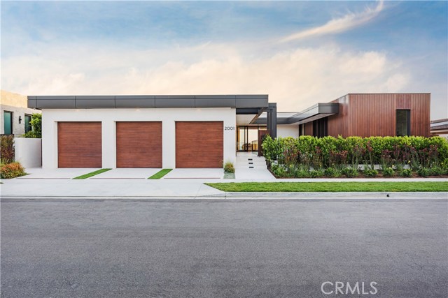 Photo of 2001 Tahuna Terrace, Corona del Mar, CA 92625