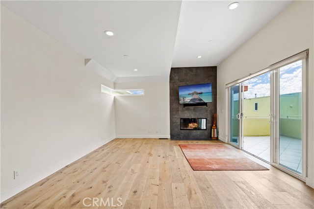 313 Anita Street, Redondo Beach, California 90278, 4 Bedrooms Bedrooms, ,3 BathroomsBathrooms,Residential,Sold,Anita,SB21003759