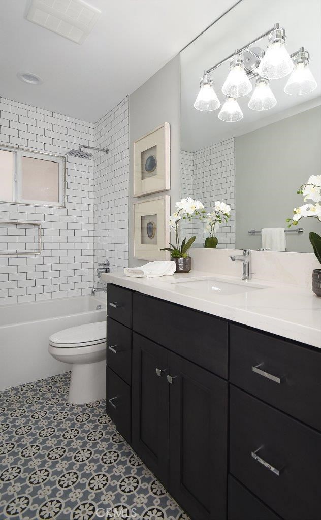 3404 Gibson Place, Redondo Beach, California 90278, 4 Bedrooms Bedrooms, ,2 BathroomsBathrooms,Residential,Sold,Gibson,SB19083979