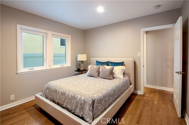 3000 Poinsettia Avenue, Manhattan Beach, California 90266, 4 Bedrooms Bedrooms, ,2 BathroomsBathrooms,Residential,Sold,Poinsettia,SB19105944