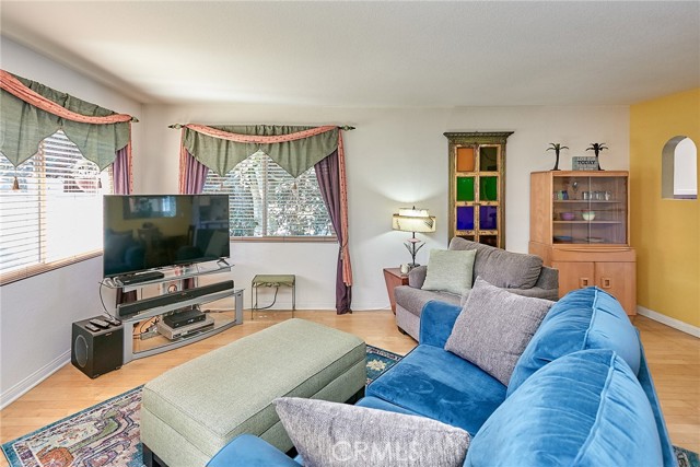 1334 12th Street, Manhattan Beach, California 90266, 2 Bedrooms Bedrooms, ,2 BathroomsBathrooms,Residential,Sold,12th,SB21023330