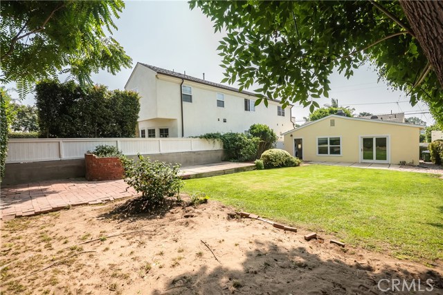 641 27th Street, Manhattan Beach, California 90266, 2 Bedrooms Bedrooms, ,1 BathroomBathrooms,Residential,Sold,27th,SB20174860