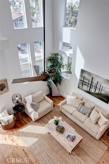 1728 Steinhart Avenue, Redondo Beach, California 90278, 4 Bedrooms Bedrooms, ,3 BathroomsBathrooms,Residential,Sold,Steinhart,SB18227946