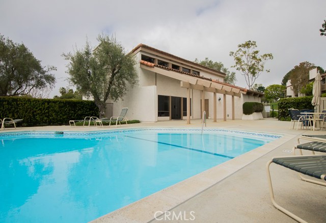 11 Seaview Drive, Rolling Hills Estates, California 90274, 3 Bedrooms Bedrooms, ,3 BathroomsBathrooms,Residential,Sold,Seaview,SB17072749