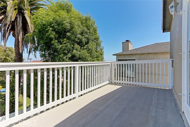 1132 Harper Avenue, Redondo Beach, California 90278, 3 Bedrooms Bedrooms, ,2 BathroomsBathrooms,Residential,Sold,Harper,SB17065172