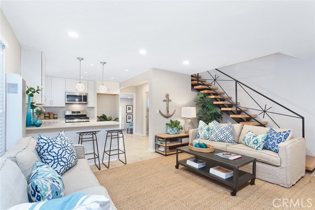 1313 Clark Lane, Redondo Beach, California 90278, 2 Bedrooms Bedrooms, ,1 BathroomBathrooms,Residential,Sold,Clark,OC17272938