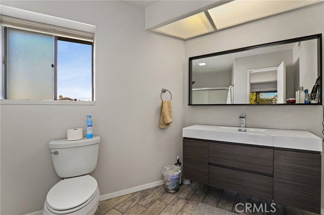 18200 Kingsdale Avenue, Redondo Beach, California 90278, 3 Bedrooms Bedrooms, ,3 BathroomsBathrooms,Residential,Sold,Kingsdale,SB21015775