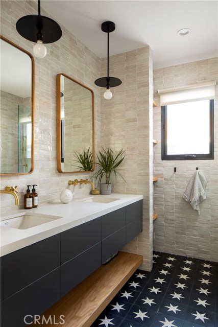 3528 Poinsettia Avenue, Manhattan Beach, California 90266, 3 Bedrooms Bedrooms, ,2 BathroomsBathrooms,Residential,Sold,Poinsettia,SB18281926