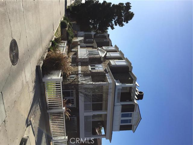 440 6th Street, Manhattan Beach, California 90266, 6 Bedrooms Bedrooms, ,5 BathroomsBathrooms,Residential,Sold,6th,SB16022569