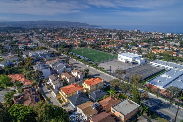 206 Prospect Avenue, Redondo Beach, California 90277, 5 Bedrooms Bedrooms, ,3 BathroomsBathrooms,Residential,Sold,Prospect,SB18295309