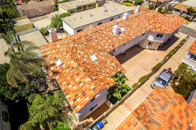 Arial view of back yard and unit B, 2106 Huntington Lane.