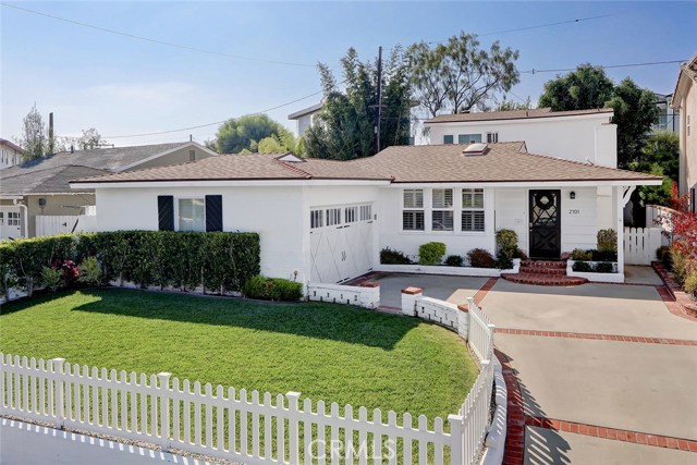 2101 Chestnut Avenue, Manhattan Beach, California 90266, 3 Bedrooms Bedrooms, ,2 BathroomsBathrooms,Residential,Sold,Chestnut,SB20213029