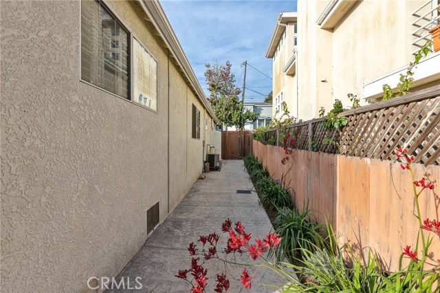 1544 2nd Street, Manhattan Beach, California 90266, 3 Bedrooms Bedrooms, ,1 BathroomBathrooms,Residential,Sold,2nd,SB19263743