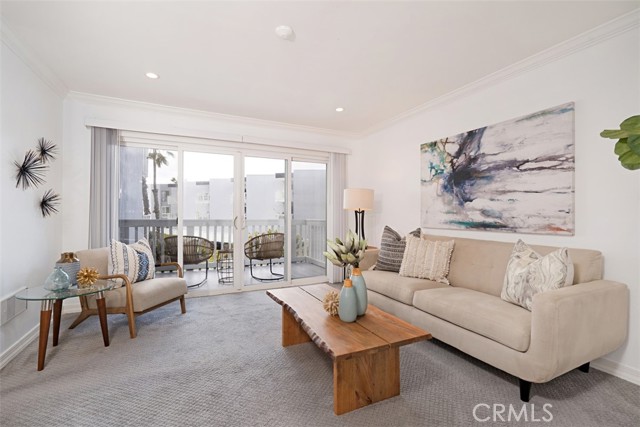 650 The Village, Redondo Beach, California 90277, 1 Bedroom Bedrooms, ,1 BathroomBathrooms,Residential,Sold,The Village,OC21048054
