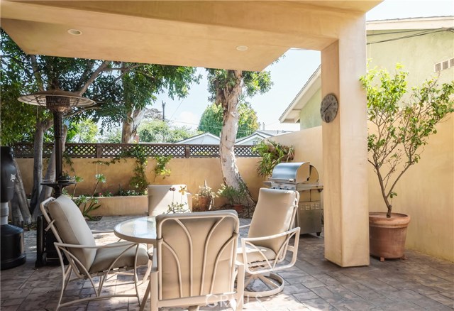 3516 Pacific Avenue, Manhattan Beach, California 90266, 5 Bedrooms Bedrooms, ,3 BathroomsBathrooms,Residential,Sold,Pacific,SB20211450