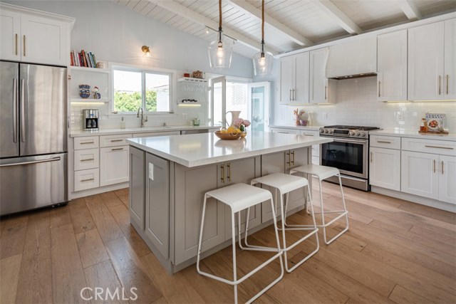 1723 Golden Avenue, Hermosa Beach, California 90254, 3 Bedrooms Bedrooms, ,2 BathroomsBathrooms,Residential,Sold,Golden,SB19163062
