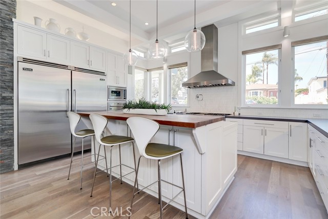 570 27th Street, Manhattan Beach, California 90266, 5 Bedrooms Bedrooms, ,4 BathroomsBathrooms,Residential,Sold,27th,SB21030922