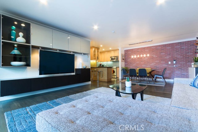 800 Camino Real, Redondo Beach, California 90277, 1 Bedroom Bedrooms, ,1 BathroomBathrooms,Residential,Sold,Camino Real,SB21066812