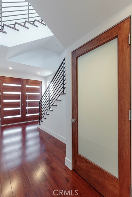 521 Gertruda, Redondo Beach, California 90277, 3 Bedrooms Bedrooms, ,4 BathroomsBathrooms,Residential,Sold,Gertruda,PV17183472