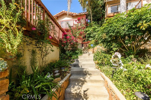 15 La Vista Verde Drive, Rancho Palos Verdes, California 90275, 3 Bedrooms Bedrooms, ,2 BathroomsBathrooms,Residential,Sold,La Vista Verde,PV19261090