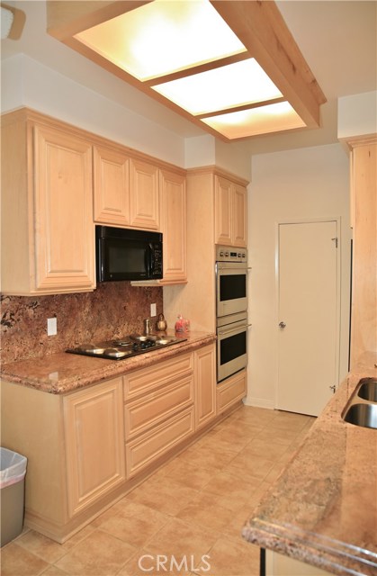 2 Bed Home for Sale in Culver City, California