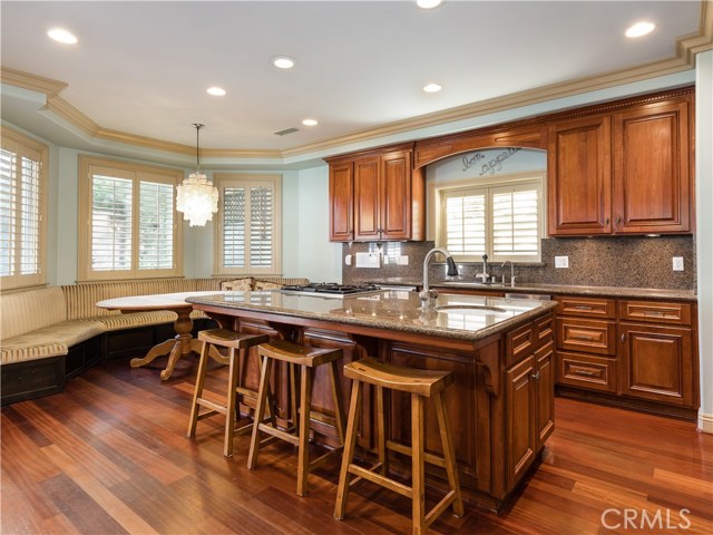 1808 Elm Avenue, Manhattan Beach, California 90266, 5 Bedrooms Bedrooms, ,3 BathroomsBathrooms,Residential,Sold,Elm,SB20235001