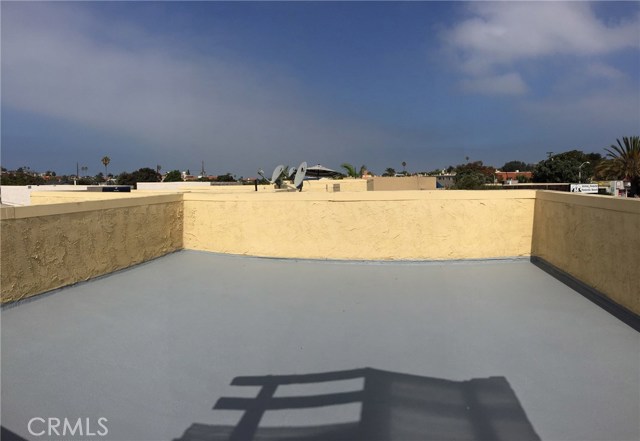 Unit #1 Private spacious rooftop deck