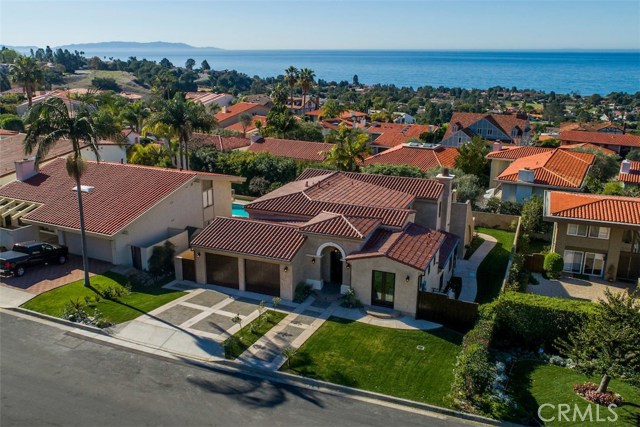 2613 Via Valdes, Palos Verdes Estates, California 90274, 5 Bedrooms Bedrooms, ,4 BathroomsBathrooms,Residential,Sold,Via Valdes,PV17251145