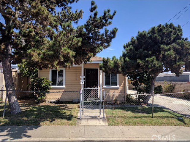 2006 Perkins Lane, Redondo Beach, California 90278, 4 Bedrooms Bedrooms, ,2 BathroomsBathrooms,Residential,Sold,Perkins,PW17205927