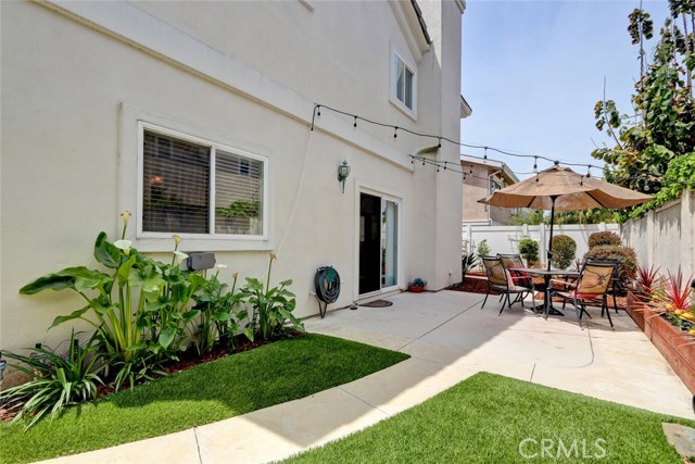 2305 Pullman Lane, Redondo Beach, California 90278, 4 Bedrooms Bedrooms, ,2 BathroomsBathrooms,Residential,Sold,Pullman,SB18109646