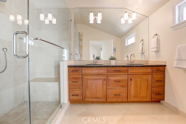 2020 Farrell Avenue, Redondo Beach, California 90278, 4 Bedrooms Bedrooms, ,3 BathroomsBathrooms,Residential,Sold,Farrell,SB20133157