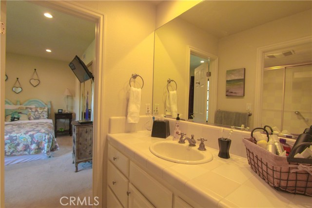 2213 Mathews Avenue, Redondo Beach, California 90278, 3 Bedrooms Bedrooms, ,2 BathroomsBathrooms,Residential,Sold,Mathews,SB17158341