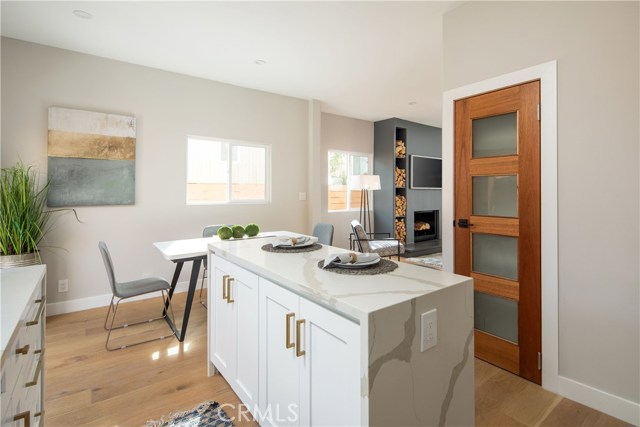 308 Francisca Avenue, Redondo Beach, California 90277, 4 Bedrooms Bedrooms, ,3 BathroomsBathrooms,Residential,Sold,Francisca,SB19268645