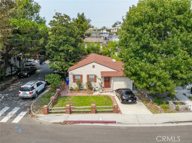2201 Valley Drive, Manhattan Beach, California 90266, 3 Bedrooms Bedrooms, ,1 BathroomBathrooms,Residential,Sold,Valley,SB20186941