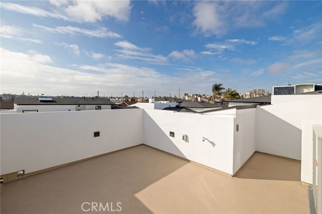 2114 Carnegie Lane, Redondo Beach, California 90278, 4 Bedrooms Bedrooms, ,4 BathroomsBathrooms,Residential,Sold,Carnegie,SB21029726